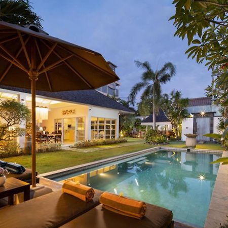 Villa Kiran 1 Seminyak, Big Pool! Big Garden! Exterior foto